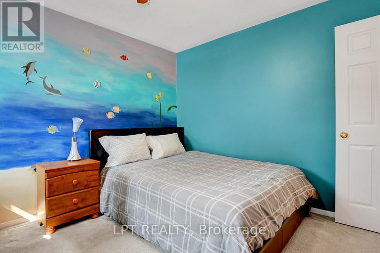 28835563/611-tourelle-drive/fallingbrookgardenway-south/ottawa/ontario/K4A3H5_30