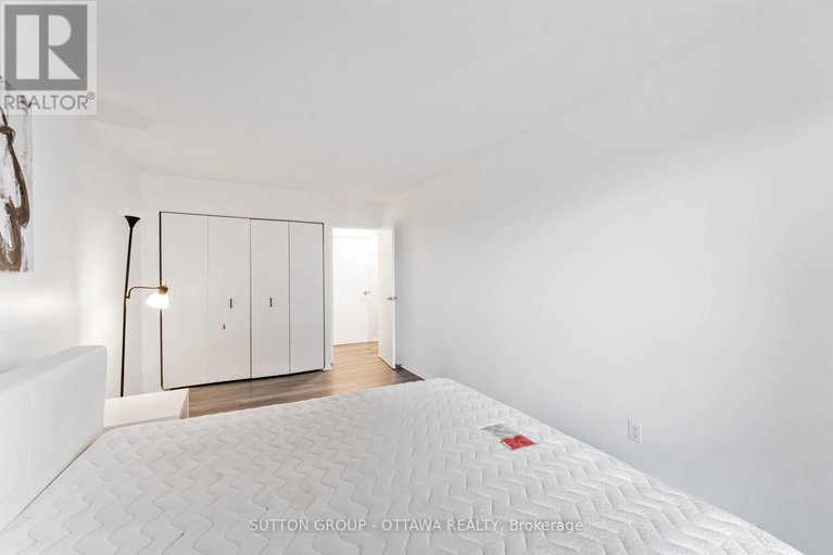 28271400/705-158-mcarthur-avenue/vanier/ottawa/ontario/K1L8E7_24