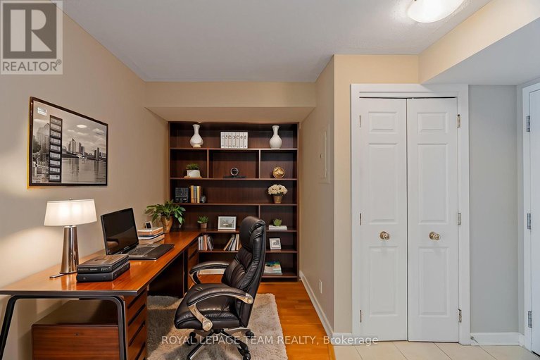 28816590/804-138-somerset-street-w/ottawa-centregolden-triangle/ottawa/ontario/K2P0A3_12