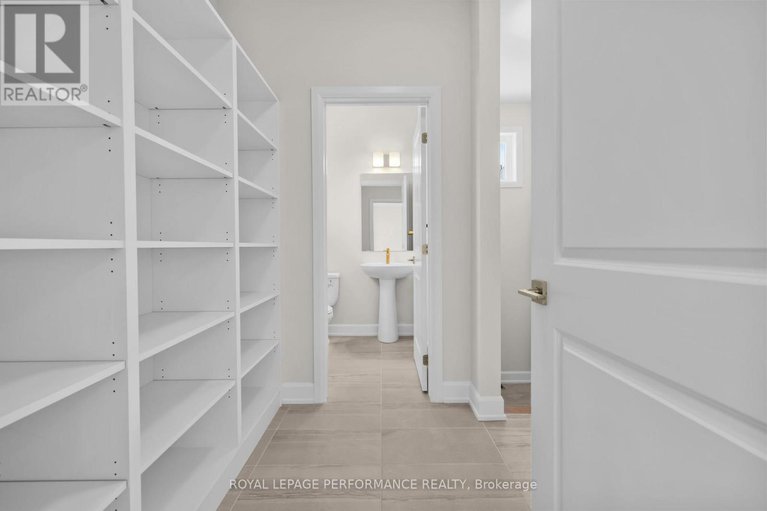 29178346/10-academie-street/embrun/russell/ontario/K0A1W0_16