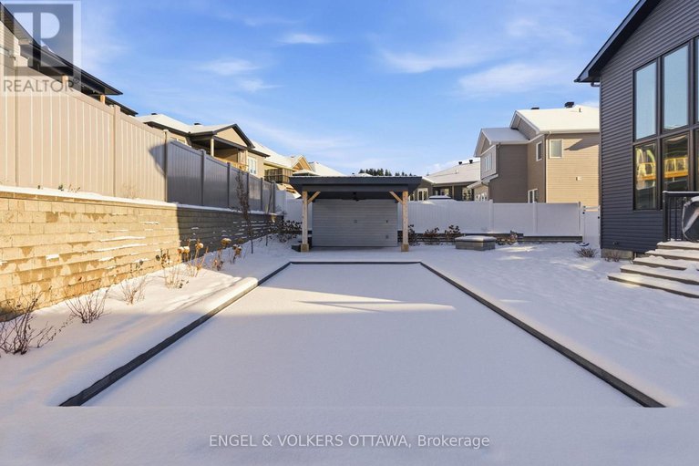 29245535/640-meadowridge-circle/carp/ottawa/ontario/K0A1L0_42