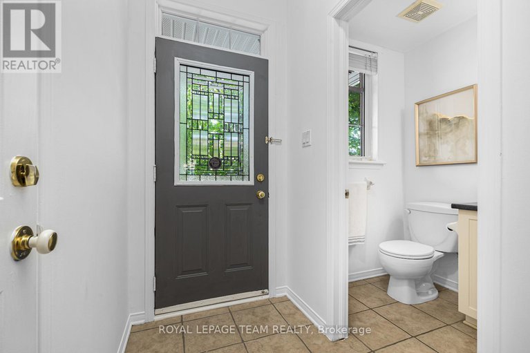 28616920/207-portrush-avenue/longfields/ottawa/ontario/K2J5J6_5