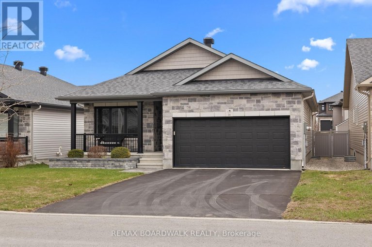 29641408/211-mckenny-street/mississippi-mills-ramsay-twp/mississippi-mills/ontario/K0A1A0_2