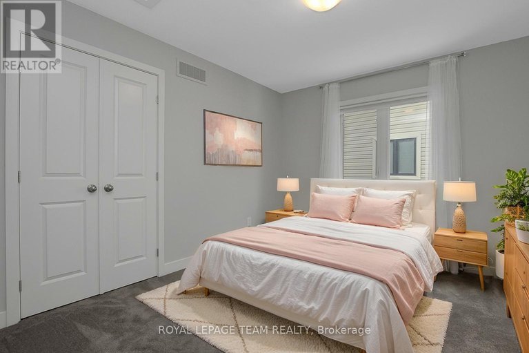 29433481/749-brian-good-avenue/riverside-southgloucester-glen/ottawa/ontario/K4M0E3_35