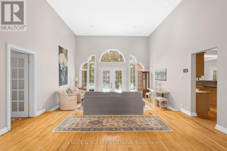 29633496/5-countryside-green/cedar-hillorchard-estates/ottawa/ontario/K2R1B5_4