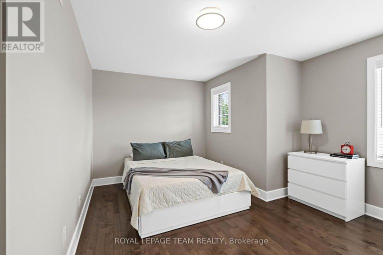 28459727/24-knockaderry-crescent/half-moon-bay/ottawa/ontario/K2J6H2_38