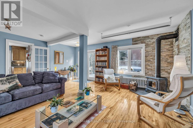 28281050/396-daly-avenue/sandy-hill/ottawa/ontario/K1N6H2_12