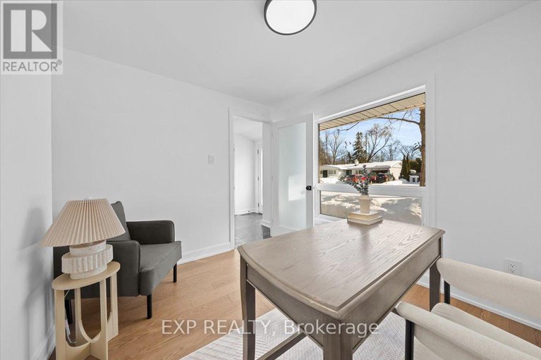 29377335/41-qualicum-street/bruce-farmgraham-parkqualicumbellands/ottawa/ontario/K2H7H3_6