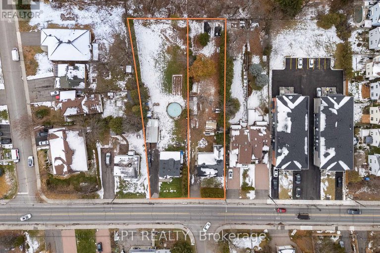 29145725/3794-albion-road/emerald-woodssawmill-creek/ottawa/ontario/K1T1A5_8