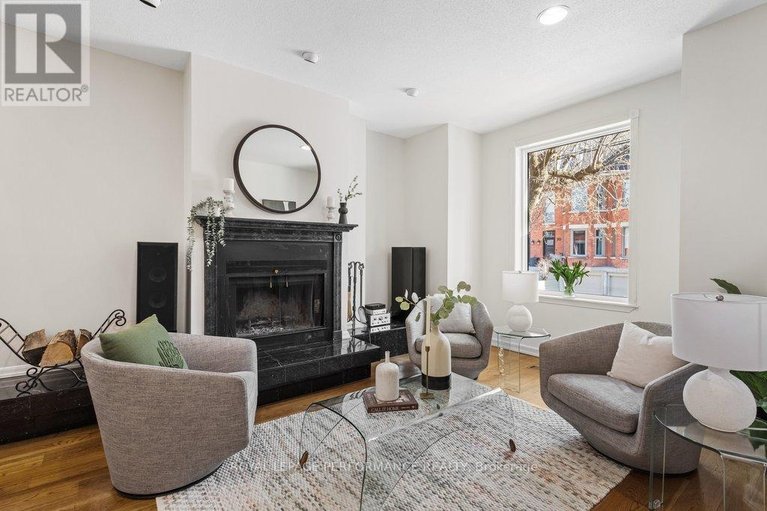 29650204/35-waverley-street/ottawa-centregolden-triangle/ottawa/ontario/K2P0T7_12