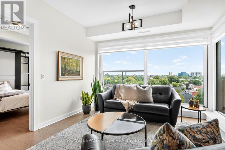 28735068/608-135-barrette-street/vanier/ottawa/ontario/K1L7Z9_3