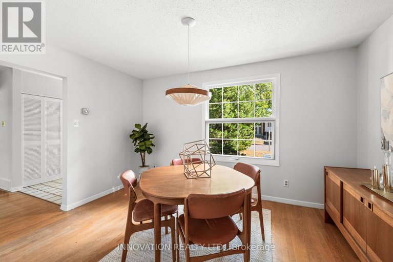 28793840/1867-dorset-drive/playfair-park/ottawa/ontario/K1H5T9_15