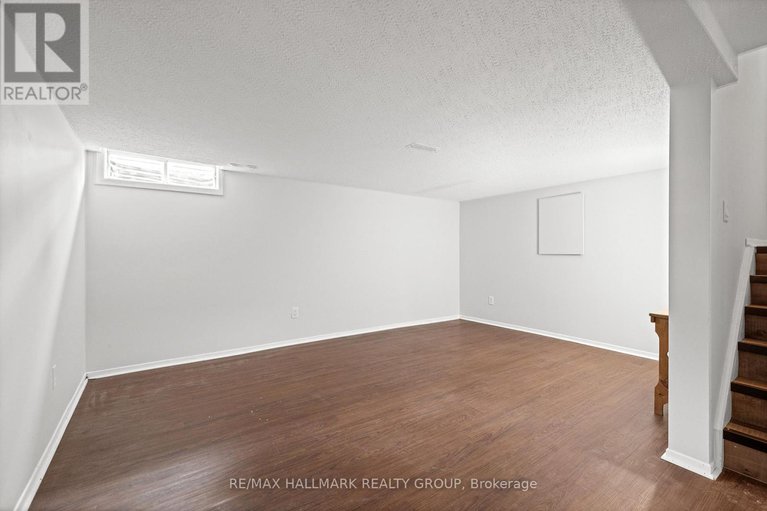 28354842/1083-millwood-court/convent-glen-north/ottawa/ontario/K1C3E9_34