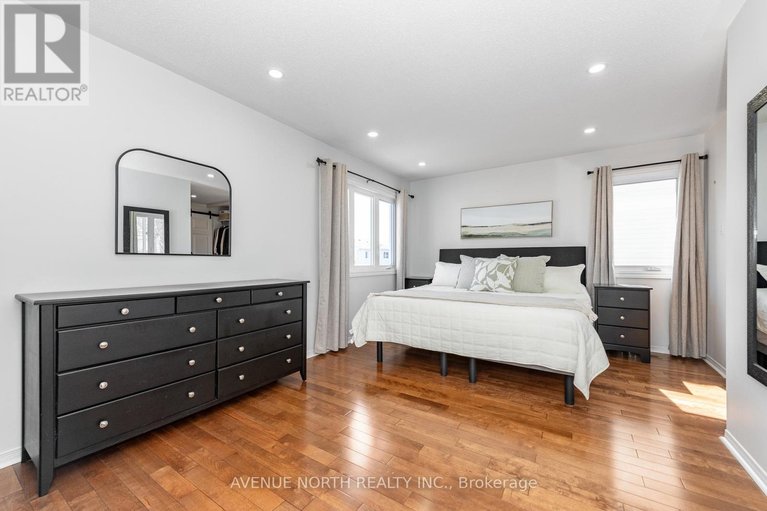 29648629/3028-courtyard-crescent/upper-hunt-club/ottawa/ontario/K1T3R7_30