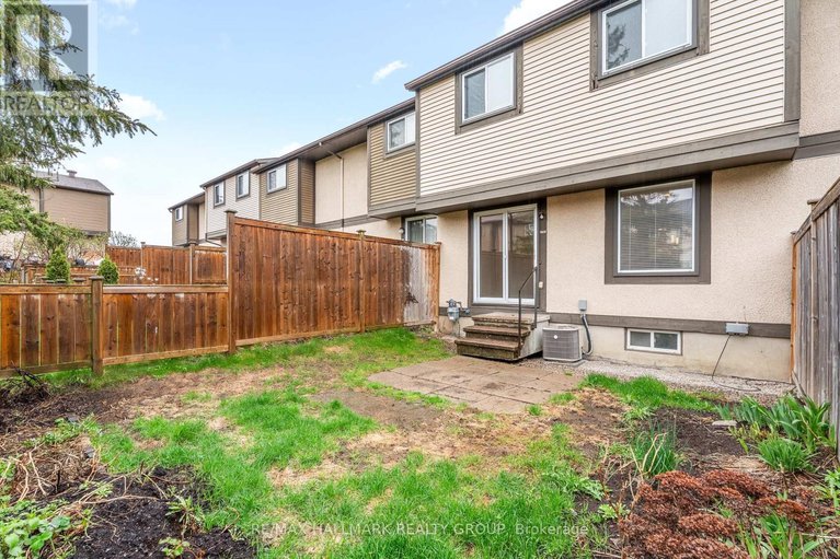 28325913/2788-pimlico-crescent/emerald-woodssawmill-creek/ottawa/ontario/K1T2A8_31