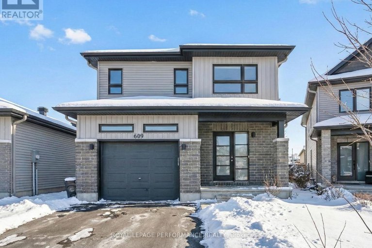 29131764/609-robert-street/town-of-rockland/clarence-rockland/ontario/K4K1E8_1