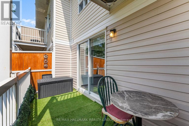 28660133/282-cresthaven-drive/barrhaven-east/ottawa/ontario/K2G6W4_33
