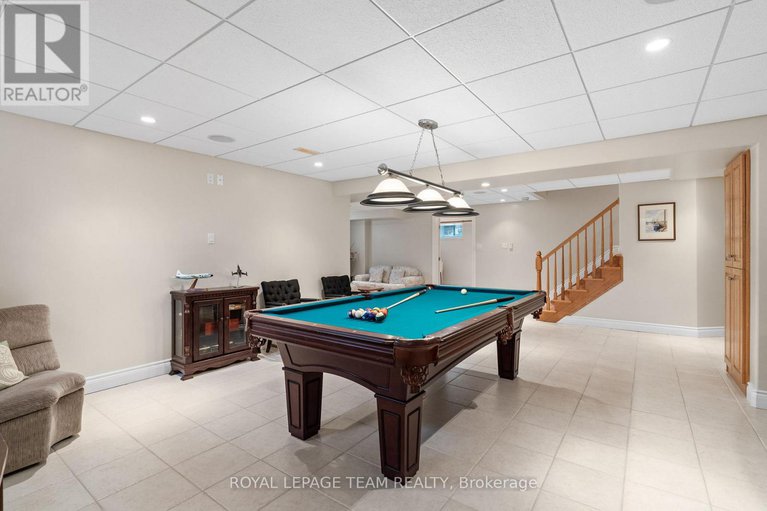 28313084/6005-earlscourt-crescent/manotick-east-to-manotick-station/ottawa/ontario/K4M1K2_31
