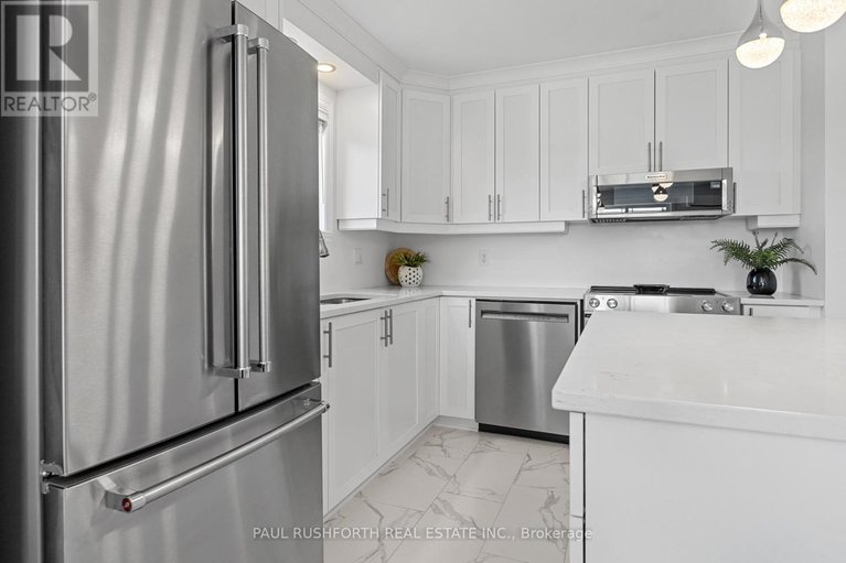 28459487/407-330-montee-outaouais-street/town-of-rockland/clarence-rockland/ontario/K4K1G2_11