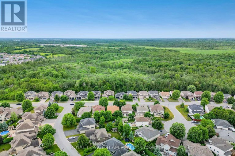 28532592/142-west-ridge-drive/stittsville-central/ottawa/ontario/K2S2H3_41