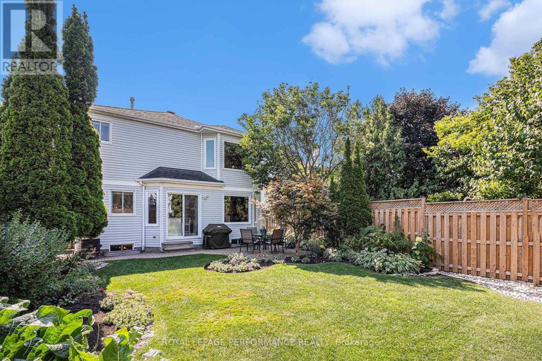 28727243/887-bideford-street/fallingbrookridgemount/ottawa/ontario/K4A2C4_31