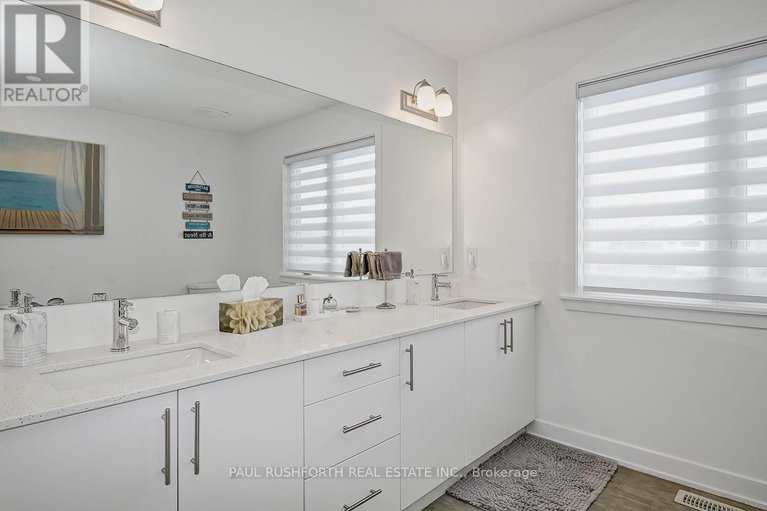 29134887/28-mendoza-way/emerald-meadowstrailwest/ottawa/ontario/K2S2S6_21