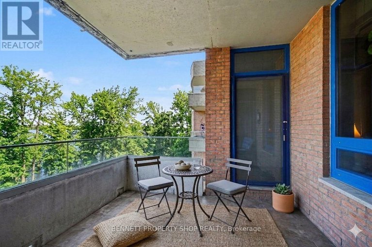 29677262/305-3099-carling-avenue/bayshore/ottawa/ontario/K2H5A6_15