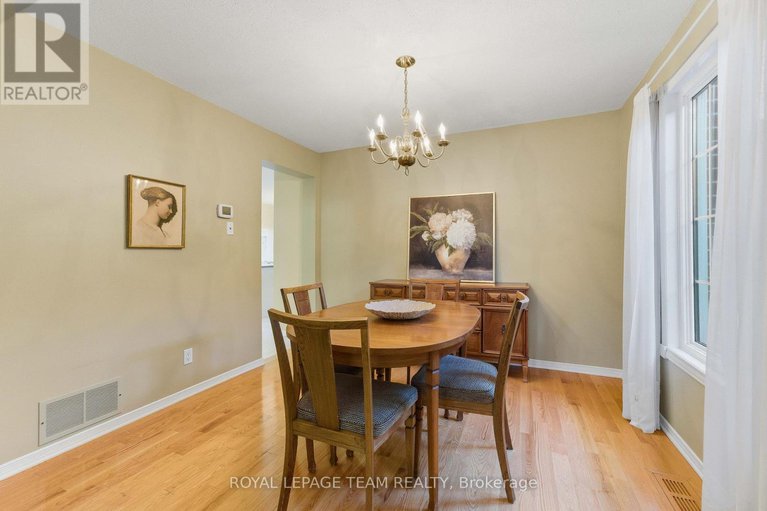 28977787/54-pickwick-drive/cedargrovefraserdale/ottawa/ontario/K2J3E8_8