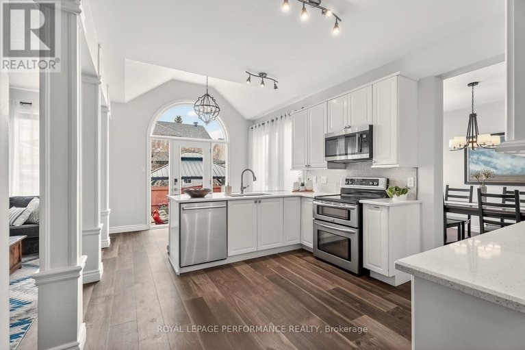 29615076/1820-mccallum-drive/fallingbrookgardenway-south/ottawa/ontario/K4A3T7_8