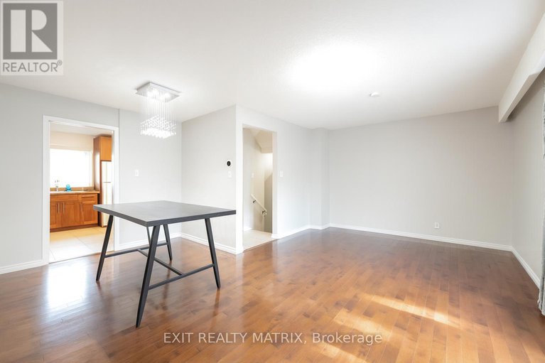 28776810/23-pickford-drive/katimavik/ottawa/ontario/K2L2C1_7