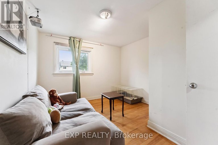 28635953/1395-caldwell-avenue/carlington/ottawa/ontario/K1Z8L3_28
