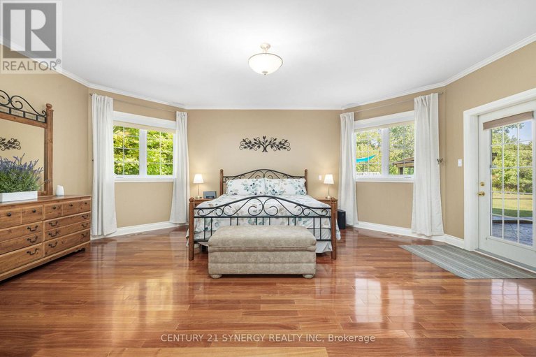 28811434/1281-georges-vanier-drive-n/cumberland-ridge/ottawa/ontario/K4C1R6_21