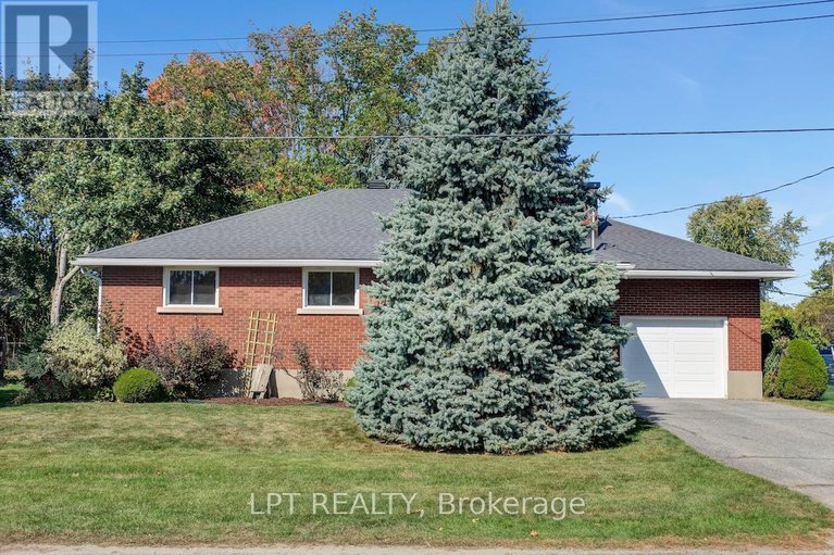 28994142/151-oakridge-boulevard/meadowlandscrestview/ottawa/ontario/K2G2V3_2
