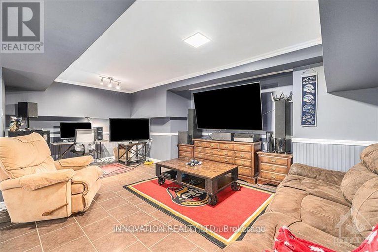 28646229/7-grierson-lane/kanata-north-west/ottawa/ontario/K2W1A6_28