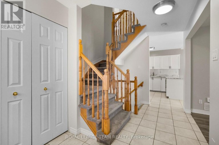 29659278/227-twyford-street/hunt-club/ottawa/ontario/K1V0V9_4