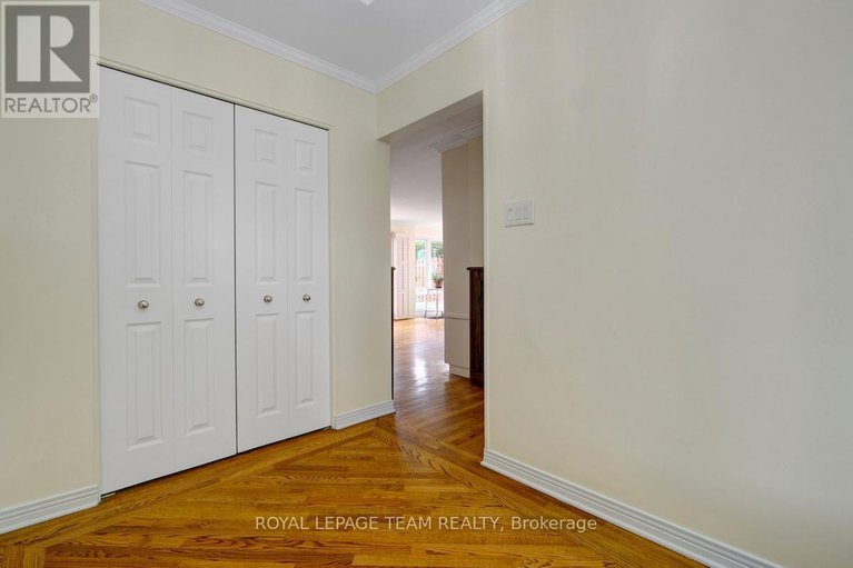 28292329/79-parkland-crescent/arlington-woods/ottawa/ontario/K2H7V9_7