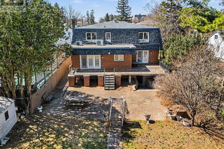 29662789/429-ancaster-avenue-e/woodroffe/ottawa/ontario/K2B5B6_14