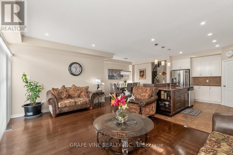 29384781/1217-alson-mills-way/emerald-meadowstrailwest/ottawa/ontario/K2M0C8_11