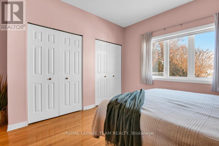 28598951/1581-belleterre-street/orleanssunridge/ottawa/ontario/K1C7N5_15