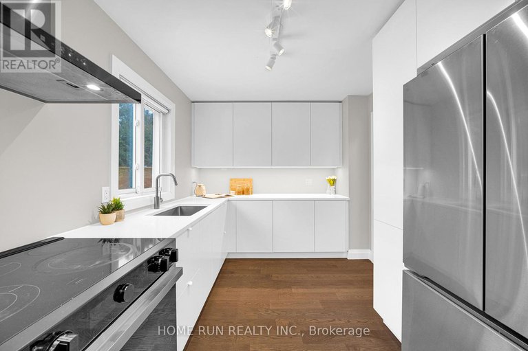 29108285/43-rothesay-drive/glencairnhazeldean/ottawa/ontario/K2L1N6_30