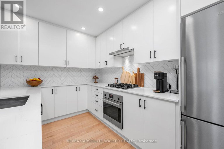 29397404/218-60-springhurst-avenue/ottawa-east/ottawa/ontario/K1S5V7_8