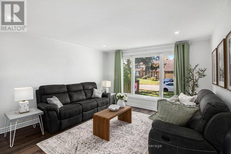 28994507/1118-chateau-crescent/orleans-wood/ottawa/ontario/K1C2E1_6