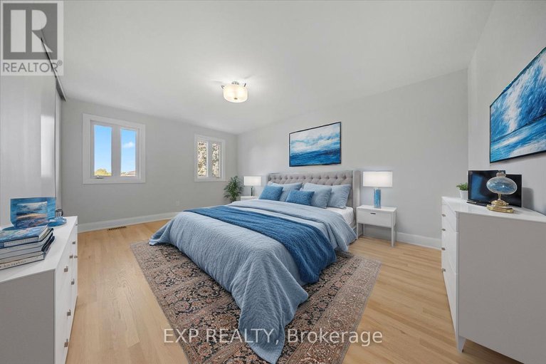 29043972/18-ivylea-street/craig-henrywoodvale/ottawa/ontario/K2G4X5_16