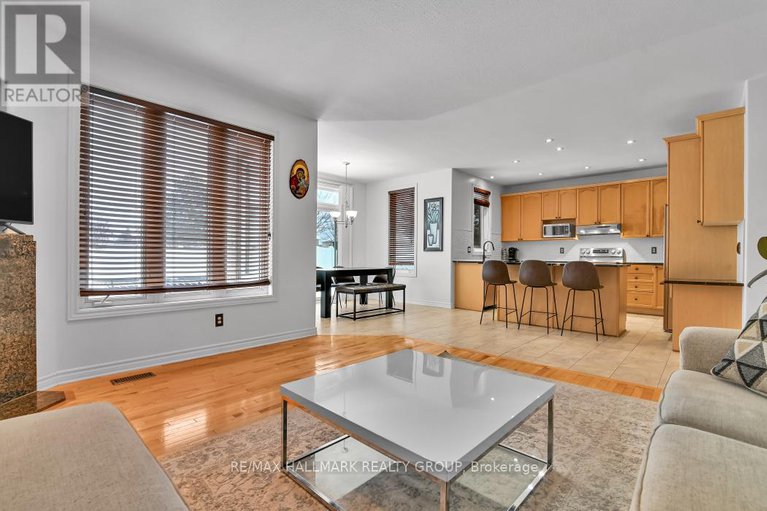 29253973/702-mud-creek-crescent/riverside-southgloucester-glen/ottawa/ontario/K1V1W3_7