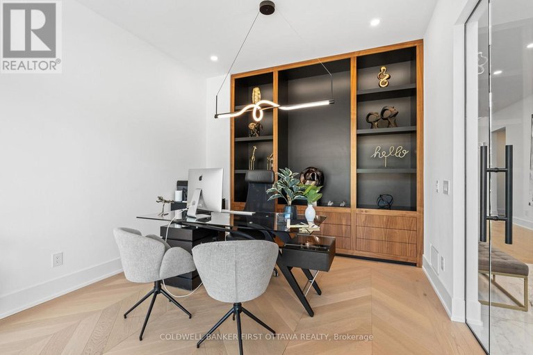 29327645/1124-normandy-crescent/borden-farmstewart-farmcarleton-heightsparkwood-hills/ottawa/ontario/K2E5A4_6