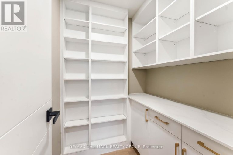 28359552/108-theberge-private/meadowlandsst-claire-gardens/ottawa/ontario/K2G4T1_14