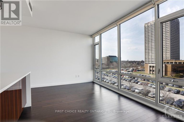 27496513/201-parkdale-avenue-unit506/mechanicsvilletunneys-pasture/ottawa/ontario/K1Y1E8_19