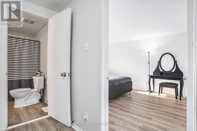 29017801/17-3333-mccarthy-road/hunt-clubwestern-community/ottawa/ontario/K1V9X5_18