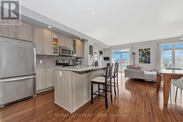 28893369/616-chaperal-private/avalon-west/ottawa/ontario/K4A0Y2_10