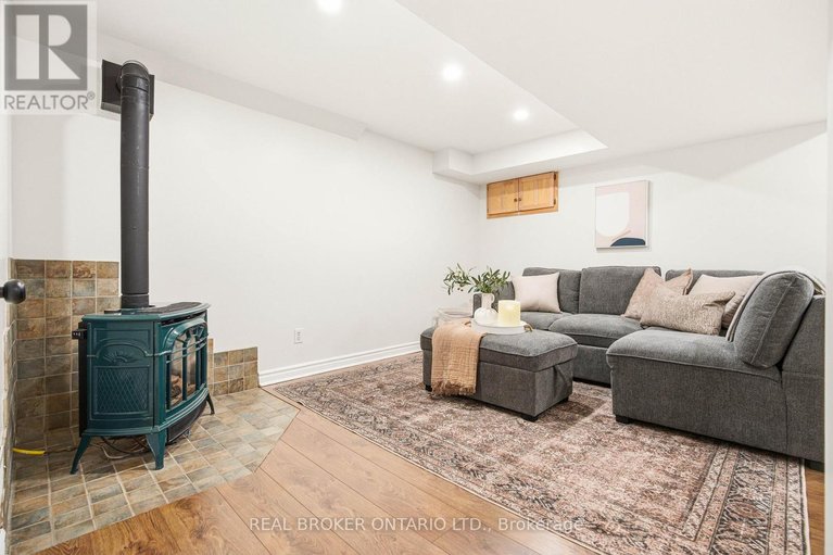 29601984/496-hartleigh-avenue/woodroffe/ottawa/ontario/K2B5J6_28